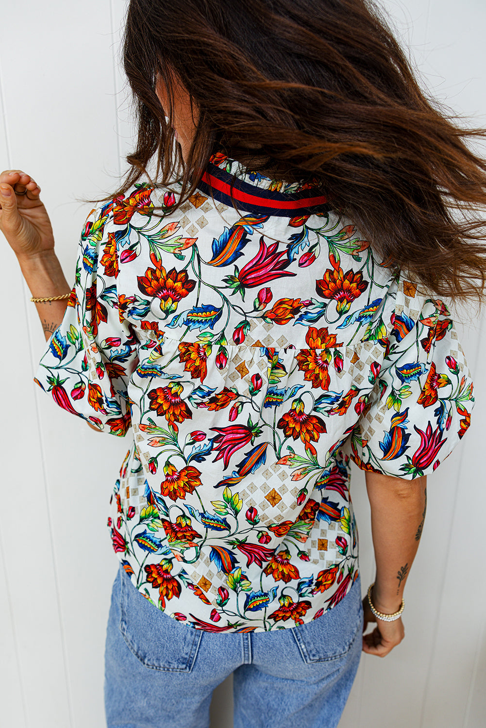 Multicolour Contrasted V Neckline Floral Puff Short Sleeve Blouse