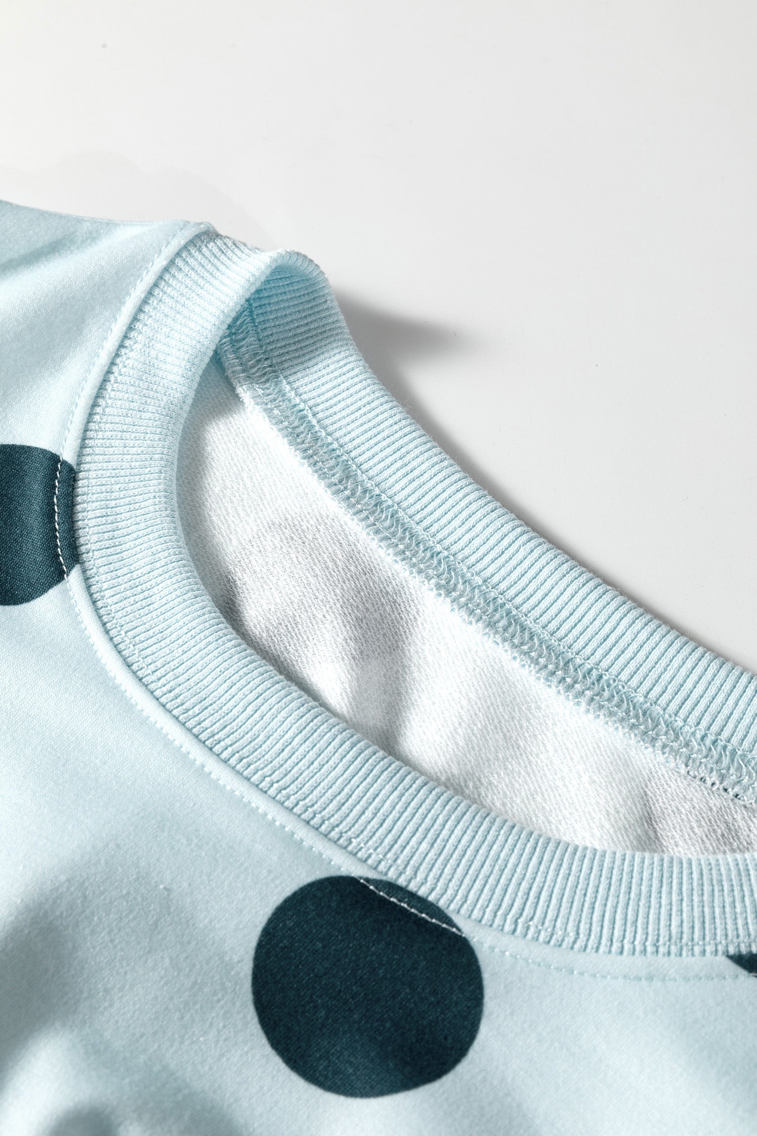 Polka Dot Print Drop Shoulder Pullover Drawstring Shorts Set