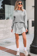 Light Grey Lace Patchwork Drop Shoulder Pullover Drawstring Skort 2pcs Outfit