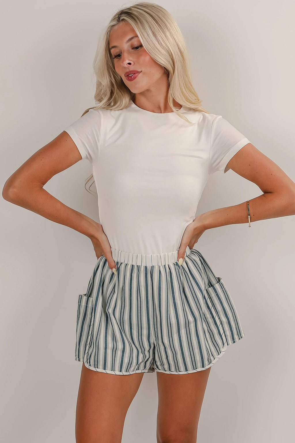 Grey Stripe Elastic Waist Cargo Pocket Casual Shorts