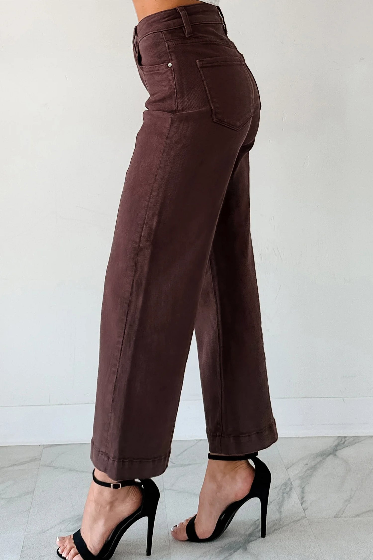 Red Sandalwood Solid Color Seamed Center Wide Leg Cropped Jeans
