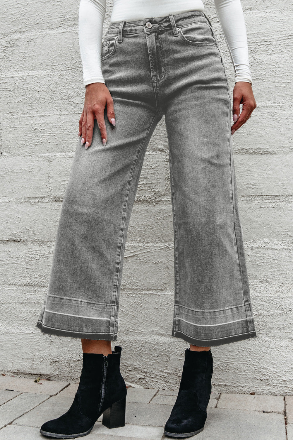 Grey Raw Hem Straight Leg Loose High Waist Jeans
