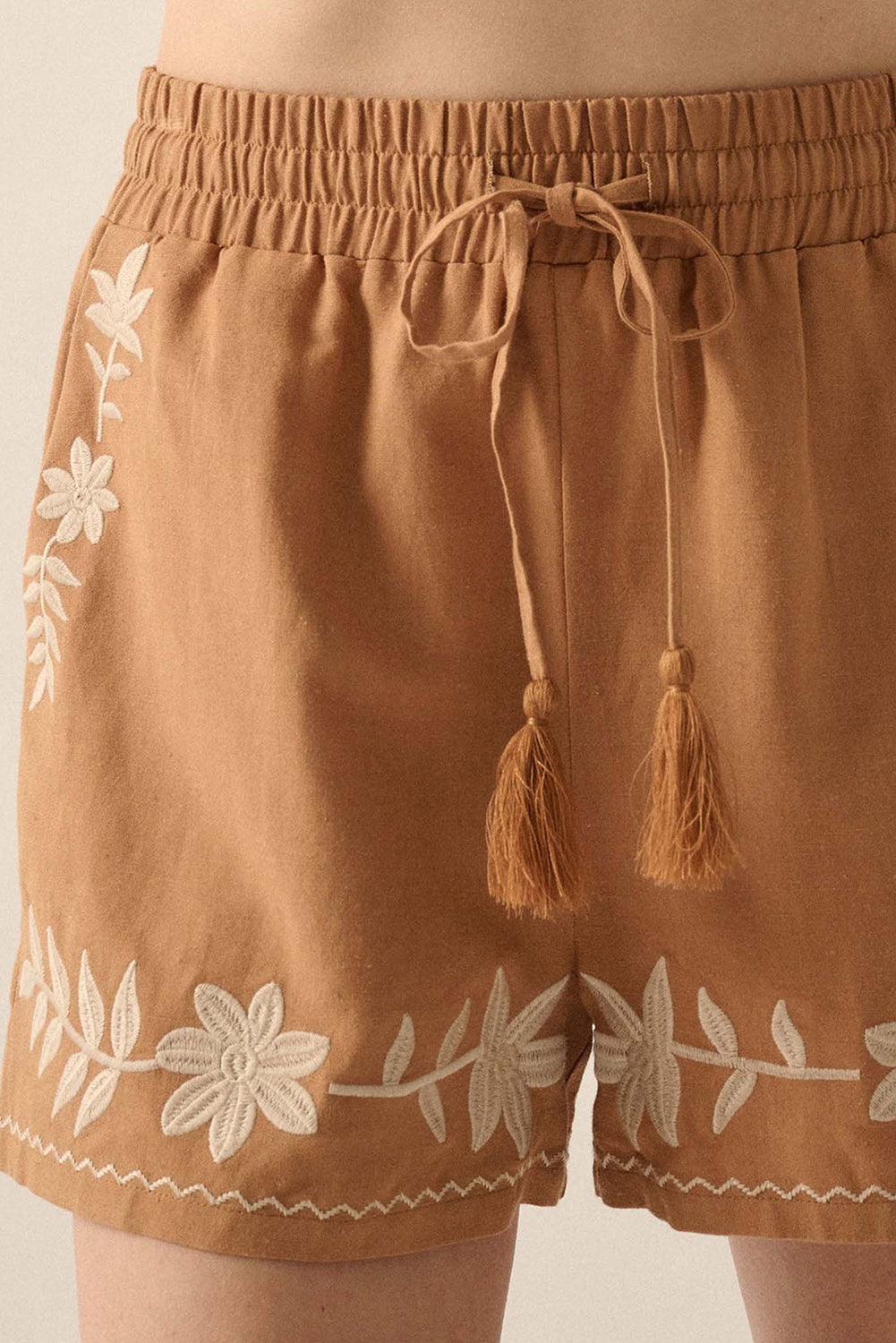Khaki Embroidered Boho Tasseled Drawstring Elastic Waistband Casual shorts