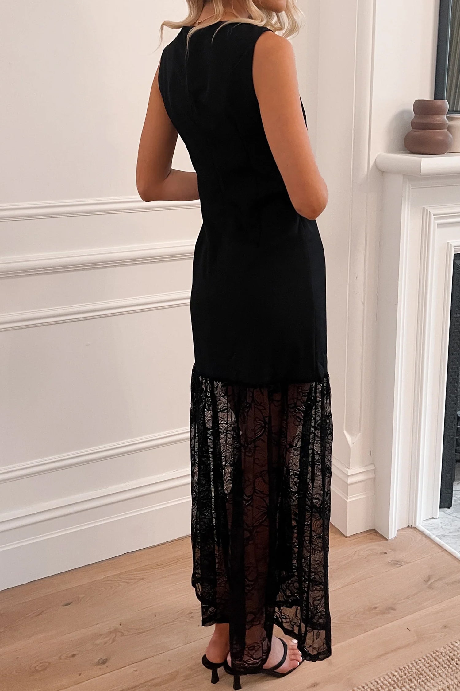 Black Solid Color Sleeveless Sheer Floral Lace Patchwork Long Dress