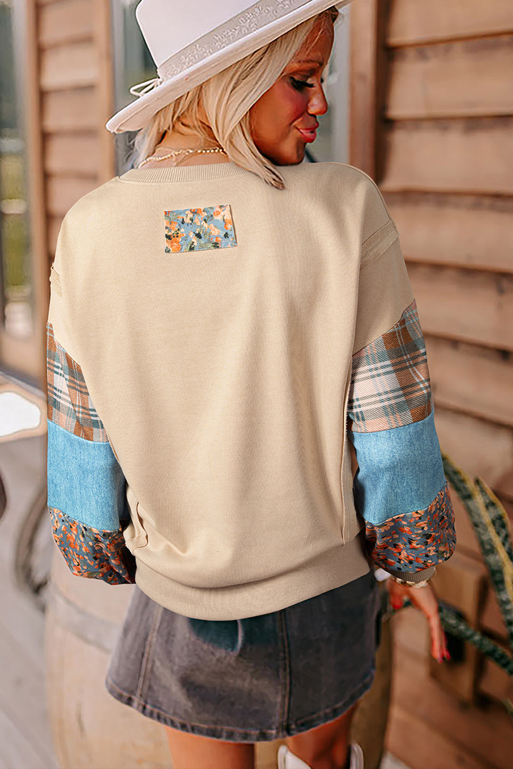 Plaid Colorblock Patchwork Sleeve Raw Seam Sweatshirt