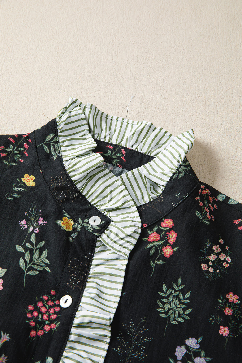 Black Contrast Frilled Trim Short Sleeve Floral Shirt