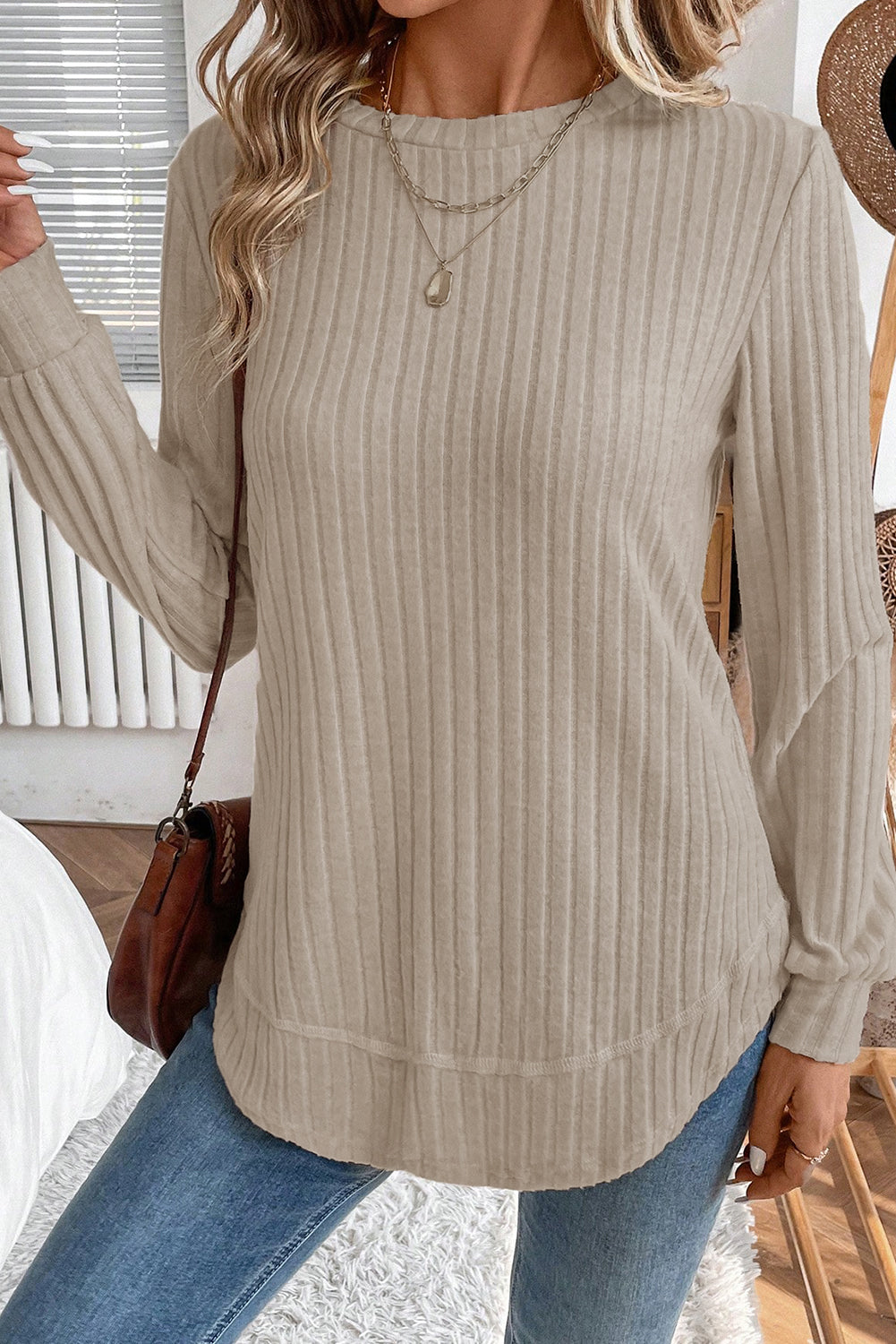 Ribbed Texture Round Neck Long Sleeve Rounded Hem Knit Top