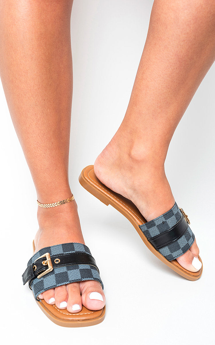 Ariah Open Toe Flat Sandals