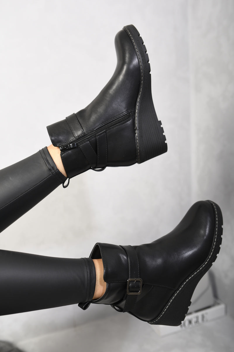 isabel Side Zip Low Wedge Chelsea Ankle Boots