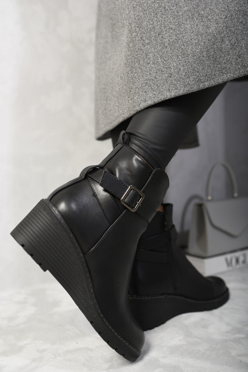 isabel Side Zip Low Wedge Chelsea Ankle Boots